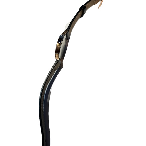 MOVADO Women’s Museum Classic Rose Gold watch - Picture 3 of 6